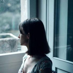 O smrti syna: Pomohlo mi slyšet, že nejsem blázen a že myslet na sebevraždu je úplně OK